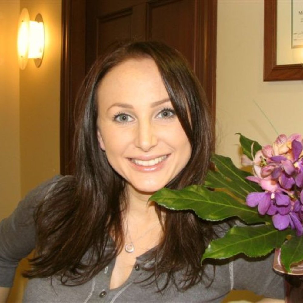 Meet your Posher, Alisa